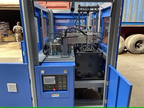 Automatic Plastic Bottle Making Machine
