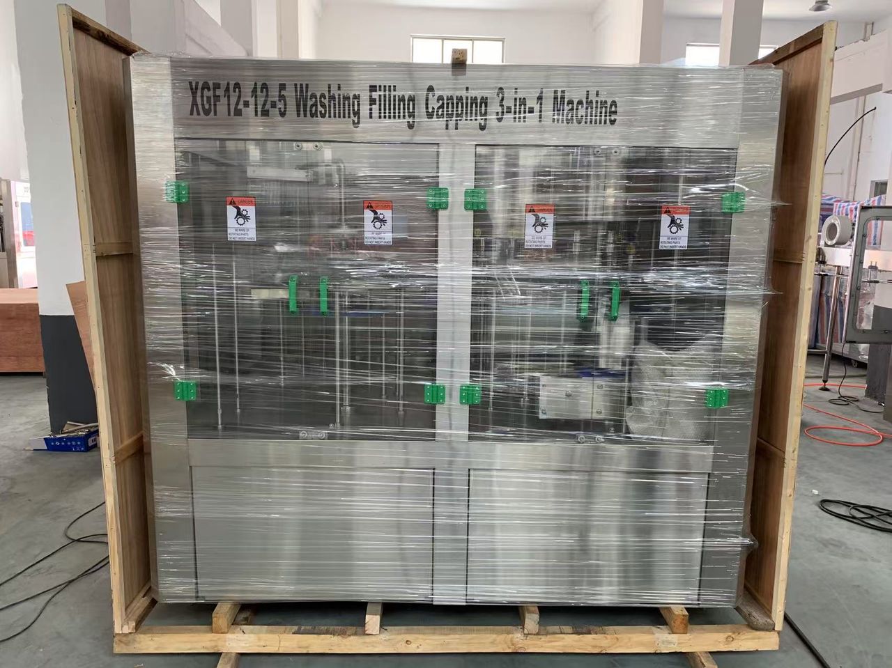 BOTTLE WATER MACHINE 12-12-5