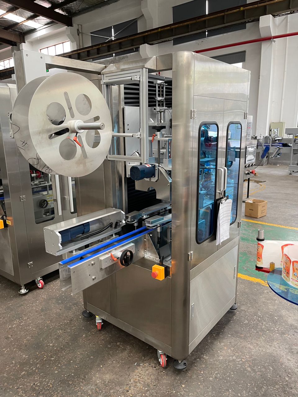 Automatic Bottle Labeling Machine